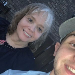 Meet your Posher, Kimverly jane